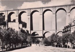 Delcampe - 29 MORLAIX PLACE DES OTAGES ET LE VIADUC - Morlaix