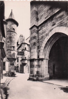 Delcampe - 19 USSEL UN COIN DU PRESBYTERE - Ussel
