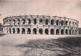 Delcampe - 30 NIMES LES ARENES - Nîmes