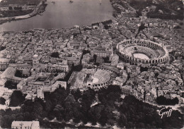 Delcampe - 13 ARLES LES ARENES LE THEATRE ANTIQUE LA CATHEDRALE SAINT TROPHIME LE - Arles