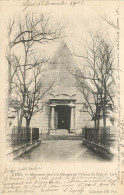 Delcampe - CPA Lyon Monument Eleve A La Memoire Des Victimes Du Siege Du Lyon (carte &900) - Lyon 1