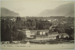 Delcampe - CPA Vers 1910-1920  VOIRON - L'Ecole Nationale - TTBE Grenoble - Voiron