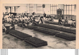 Delcampe - 51 - EPERNAY - S11987 - Moët & Chandon - Salle D'Embouteillage - N°10 - - Epernay