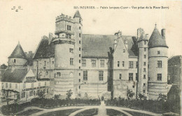 Delcampe - CPA Bourges - Palais Jacques-Coeur - Vue Prise De La Place Berry - Bourges
