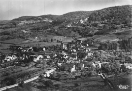 Delcampe - Beaufort * Vue Générale Aérienne Et Route Du Village - Beaufort