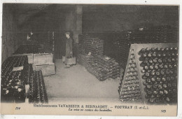 Delcampe - Vouvray Etablissement Vavasseur & Cbernadet La Mise En Casier - Vouvray