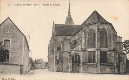 Delcampe - Mussy Sur Seine * Place Et Abside De L'église Du Village - Mussy-sur-Seine