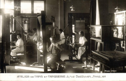 Delcampe - CPA Atelier De Tapis Et Tapisserie 6 Rue Beethoven Paris 16eme TOP - Kunsthandwerk