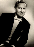 Delcampe - CPA Schauspieler Jon Otnes, Portrait, Die Ganze Welt Singt Nur Amore, Deutsche London Film - Schauspieler