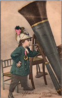 Delcampe - CPA , Musique , Humour Enfant Essayant Un énorme Instrument , 1905 - Musik