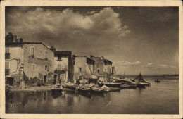 Delcampe - CPA Les Martigues L'Entree Du Port Des Pecheurs - Martigues