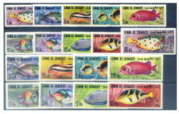 Delcampe - Emirati Arabi Uniti. Umm Al Qiwain. Definitiva. Fauna. Pesci 1967. - Ver. Arab. Emirate