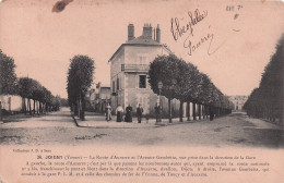 Delcampe - 89 JOIGNY LA ROUTE D AUXERRE ET L AVENUE GAMBETTA - Joigny