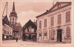 Delcampe - 89 TOUCY PLACE DE L HOTEL DE VILLE - Toucy