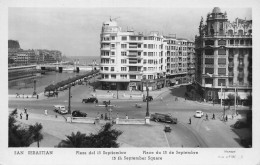 Delcampe - C193 Spain San Sebastian Plaza Del 13 Septiembre   Vintage Postcard - Otros & Sin Clasificación