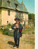 Delcampe - Carte Postale - Folklore - Auvergne - Terradour Flouricat - Groupe Félibréen Auvergnat - André Vermerie - Premier Prix D - Trachten