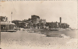 Delcampe - Z++15-(83) SAINT RAPHAEL - LA PLAGE - RESTAURANT - 2 SCANS - Saint-Raphaël