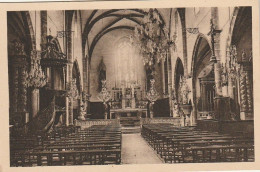 Delcampe - Z++15-(83) AUPS - INTERIEUR DE L' EGLISE - 2 SCANS - Aups
