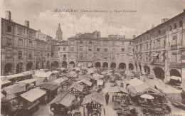 Delcampe - Z++11-(82) MONTAUBAN - PLACE NATIONALE - MARCHE , ETALS - CAFE DU CENTRE - 2 SCANS - Montauban