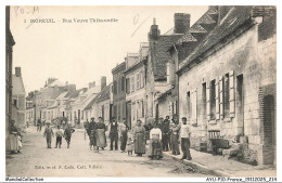 Delcampe - AYUP10-0932-80 - MOREUIL - Rue Veuve Thibauville - Moreuil