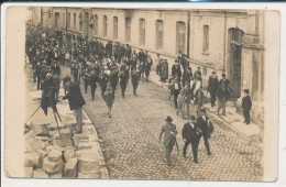 Delcampe - 16052 55 - DEFILE -Carte-photo - - Verdun