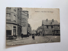 Delcampe - Carte Postale Ancienne Pavilly - Place Varin Et Rue Delalande - Pavilly