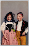 Delcampe - Berner Bueb Und Meitschi Carte Postale Postcard - Bern