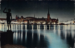 Delcampe - A779 Sweden Stockholm Riddarfjaerden At Night Vintage Postcard - Welt