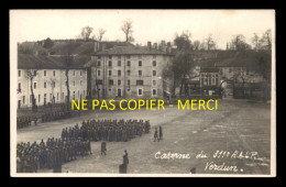 Delcampe - 55 - VERDUN - CASERNE DU 311E R.A.L.P. - CAMIONS MILITAIRES - REVUE - 2 CARTES PHOTOS ORIGINALES - Verdun
