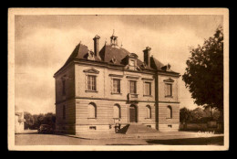 Delcampe - 91 - MEREVILLE - L'HOTEL DE VILLE - Mereville