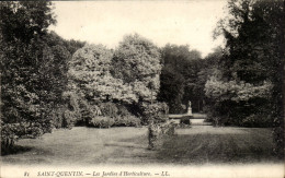 Delcampe - CPA Saint Quentin Les Jardins D'horticulture - Saint Quentin