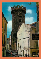 Delcampe - A242 / 275 03 - VICHY - Le Vieux Vichy - La Tour De L' Horloge ( Voiture ) - Vichy