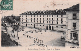 Delcampe - 92 SAINT CLOUD COUR DE LA CASERNE - Saint Cloud