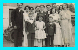 Delcampe - A952 / 589 Carte Photo ! Fumat à Valence - Groupe Homme Femme Et Enfant - Fotografie