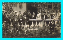 Delcampe - A952 / 543 Carte Photo ! Groupe Homme Et Femme - A. Senellier Fouras - Fotografie