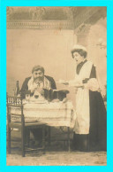 Delcampe - A952 / 767 Carte Photo ! Ha Cochon De Glouton - Homme Et Femme - Fotografie
