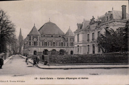 Delcampe - CPA Banque Caisse D'Epargne Et Halles Saint Calais - Banken