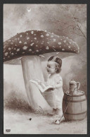 Delcampe - CPA - ILLUSTRATION CHAMPIGNON  - PHOTO BÉBÉ PORTANT DES LUNETTES , LISANT LE JOURNAL - Pilze