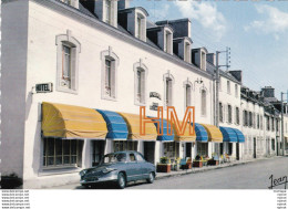 Delcampe - CPSM Petit Format  9 X 14 Cm - 29  PONT CROIX  Hotel Restaurant  Poupon - Pont-Croix