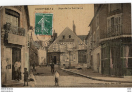 Delcampe - C P A - 45 -  COURTENAY  -  Rue  De La Levrette Cp Toilée - Courtenay