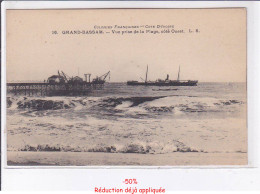 Delcampe - CÔTE D'IVOIRE: GRAND-BASSAM: Vue Prise De La Plage Côté Ouest - Très Bon état - Elfenbeinküste