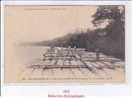 Delcampe - CÔTE D'IVOIRE: GRAND-BASSAM: Un Train De 206 Billes D'acajou Sur La Lagune - Très Bon état - Elfenbeinküste