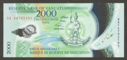 Delcampe - Vanuatu 2000 2,000 Vatu Melanesian Chief 1st Prefix AA P-14(2) 2014 UNC - Vanuatu