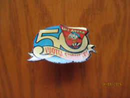 Delcampe - DISNEY AKU ANKKA 50 DONALD DUCK PIN BADGE FINLAND - Disney