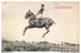 Delcampe - AYSP3-0214-SPORT - SAUMUR - Sauteur En Liberté - Ballotade - Reitsport