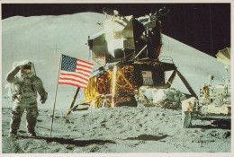 Delcampe - USA Moon Astronaut James Irwin Salutes Flag Near Apollo 15 LM Falcon #PBG390 - Raumfahrt