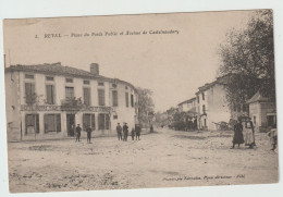 Delcampe - CPA - 31 - REVEL - Place Du Poids Public Et Avenue De Castelnaudary - HOTEL NOTRE DAME - - Revel