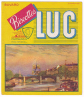 Delcampe - Buvard 15,5 X 18 Biscottes LUC (21) Châteauroux Poids Net 350 Grs église Cathédrale (?) Derrière Un Pont Métalliques (?) - Zwieback