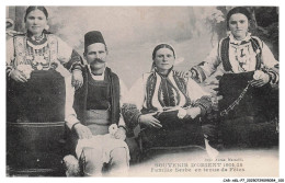 Delcampe - CAR-AGLP7-0420-SERBIE - SOUVENIR D'ORIENT 1914-18 - FAMILLE SERBE EN TENUE DE FETES - Serbien