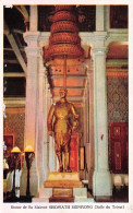 Delcampe - Cambodge - PHNOM-PENH - Statue De Sa Majesté SISOWATH MONIVONG - Salle Du Tône - Kambodscha